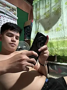 YourCutieBoy_Bigcum14 Pertunjukan Webcam