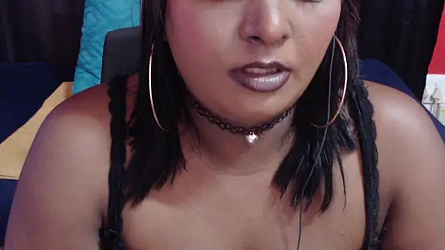 Czat XXX na żywo – INDIANSIN2