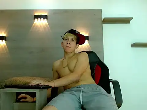 Gaeliitto webcam show