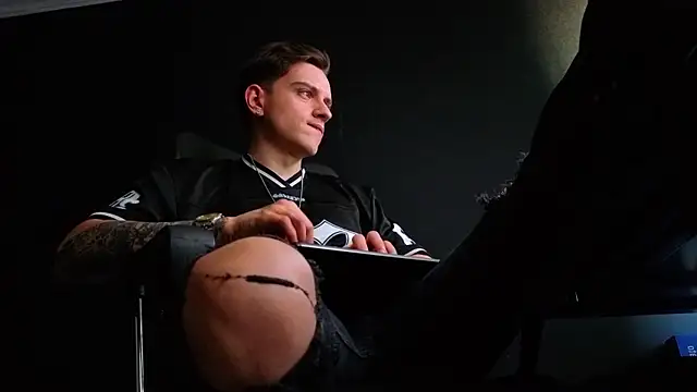FelixStarkk 现场XXX聊天