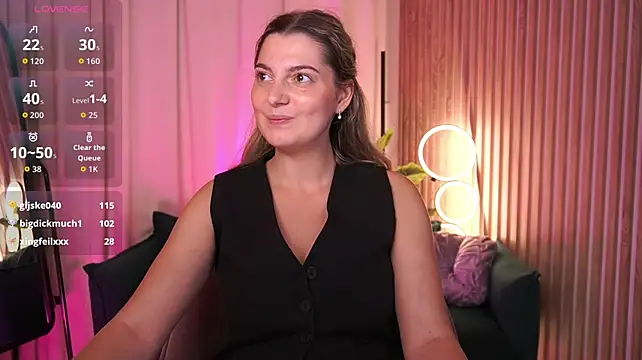 LucreciaStorm live XXX chat
