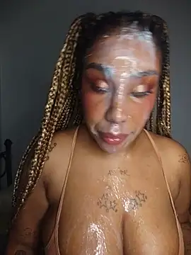 Queen_Amara Live XXX-Chat