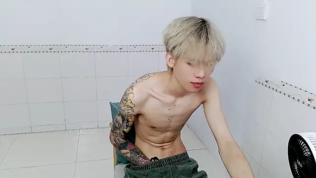 KPL-11's Live XXX Chat