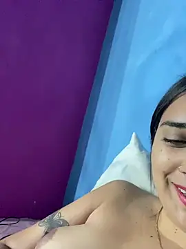 zara344 Webcam Show
