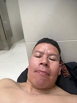Manu0586's Webcam Show