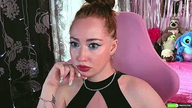 TinaBrook's Live XXX Chat
