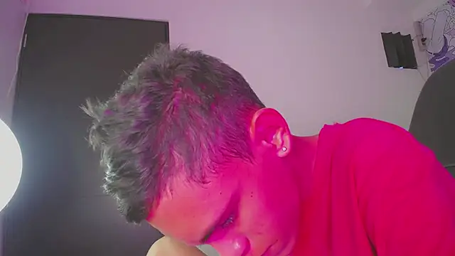 הופעת וובקאם של Asher_athlets