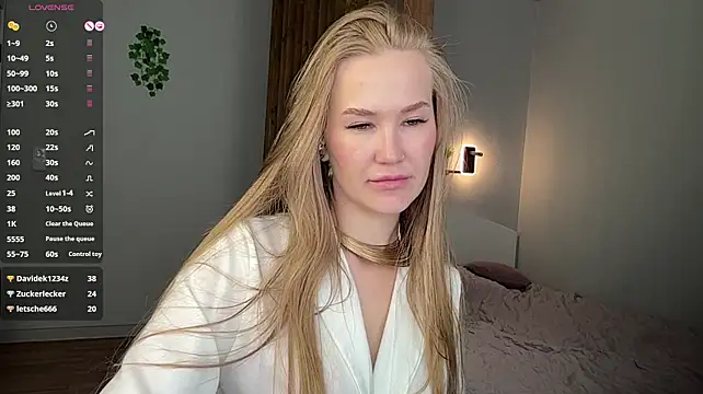 LustfulDiana's Live XXX Chat