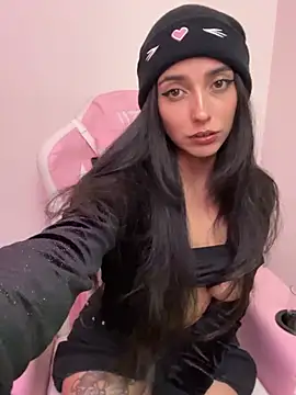 Chat +18 de Felicia_smok3 ao vivo
