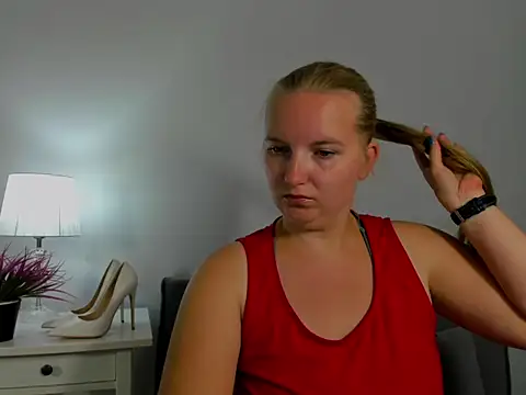 RoseTeacherX Chat XXX in diretta
