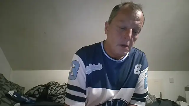 Chat XXX en directo de chubbybear2cum