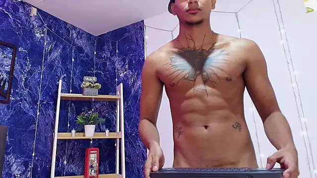 kai_storm77's Live XXX Chat