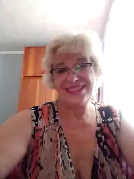 צ'אט XXX בשידור חי של 52MiaLove02
