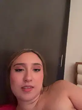 MoraInFire Adlı Modelin Canlı XXX Sohbeti