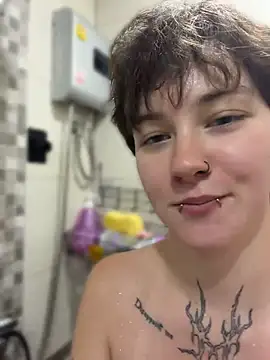 IceMur élő XXX-chatje