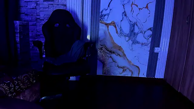 madelyandjonthpri élő XXX-chatje