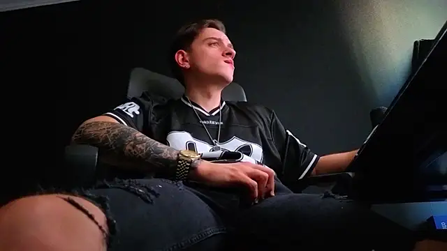 FelixStarkk – Live XXX-chat