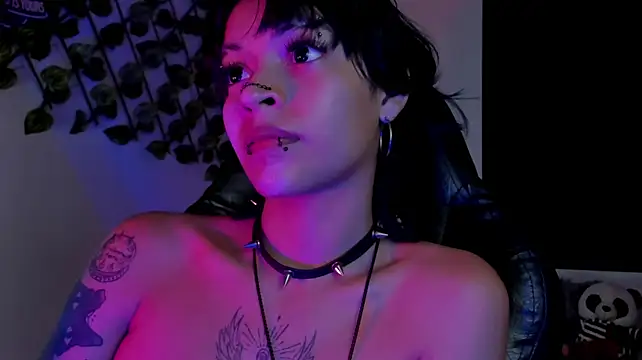 Anny_Kiitty Show Webcam