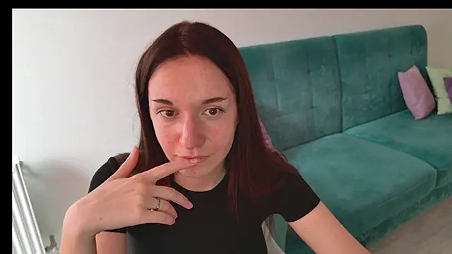 Ola_Queen's Live XXX Chat