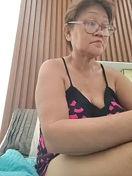 Sunflower1956's Live XXX Chat