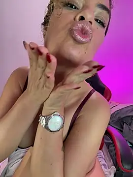 הופעת וובקאם של Rachell_More