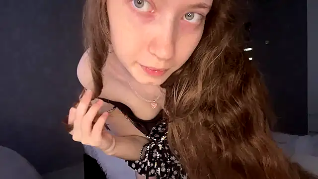 دردشة Emily_Mur_ الجنسية المباشرة