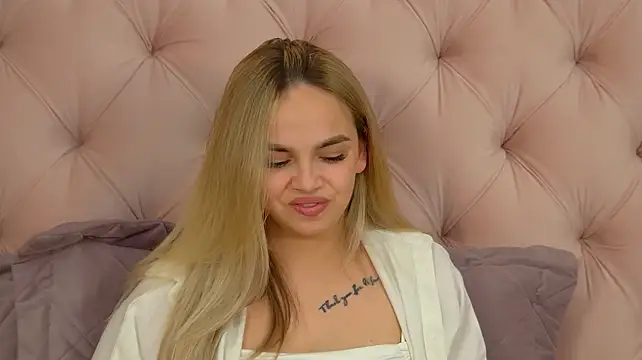 AnitaVenturen Live XXX chat
