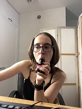 Онлайн чат XXX MartiniiSelenna