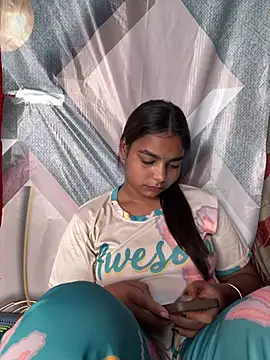 Aayra_Joshi's Live XXX Chat