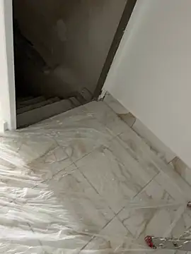 عرض كام AloofSpinoff