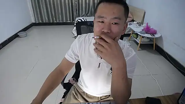 guan0777's Live XXX Chat