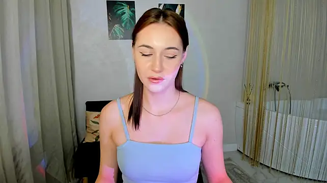MakeYoueHappyn Live XXX chat