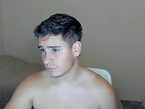 Tairo_tt Show in webcam