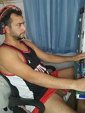 Show modela lzinrj na web-kameri