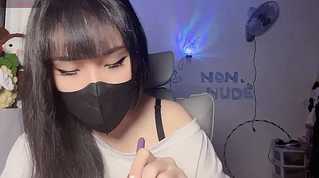 Tieu-May's Live XXX Chat