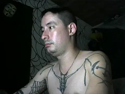 XXX chat uživo modela vampireathome