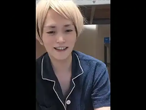 mgnhiroyuki Adlı Modelin Canlı XXX Sohbeti