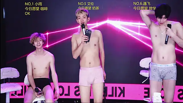 AAA-winner – Live XXX-chat