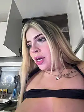 MiaWhitePink_ Adlı Modelin Canlı XXX Sohbeti