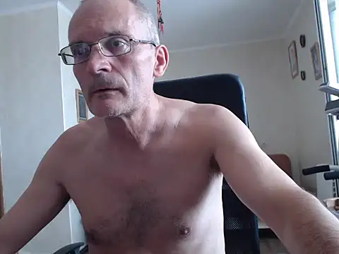 sergeynew2's Live XXX Chat