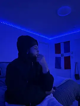 Pokazy przed kamerką – 420Dominican