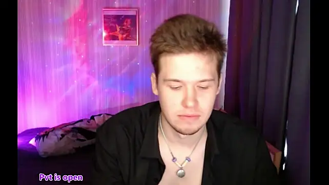XXX chat uživo modela Sheldon_music