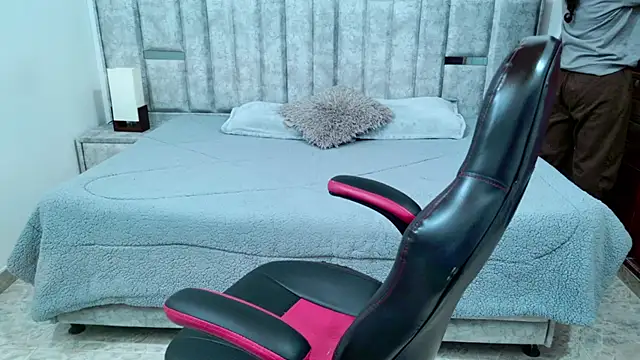 Chat XXX Live laureentt_