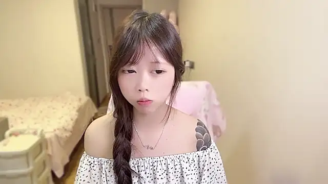 xiaobaozi-520's Live XXX Chat