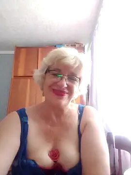 XXX chat uživo modela 52MiaLove02