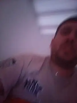 Extralokiyo webkamerás műsora