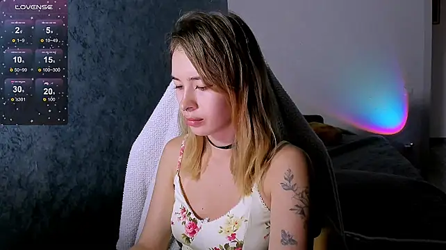 צ'אט XXX בשידור חי של ZoyaMill