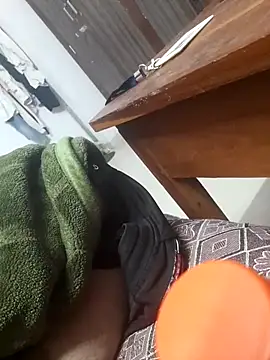 shubhamkumaraoo Show in webcam