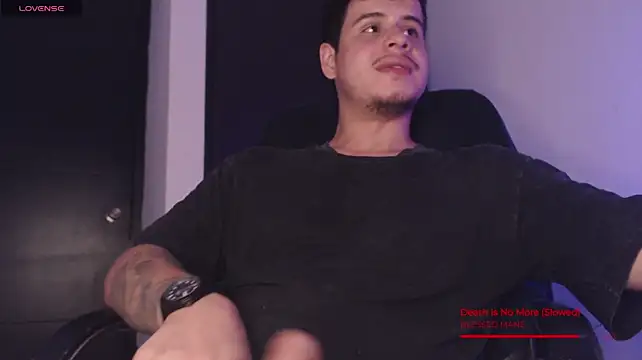 دردشة BjornSteel الجنسية المباشرة