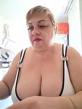 LanaSoftt – Naživo XXX chat